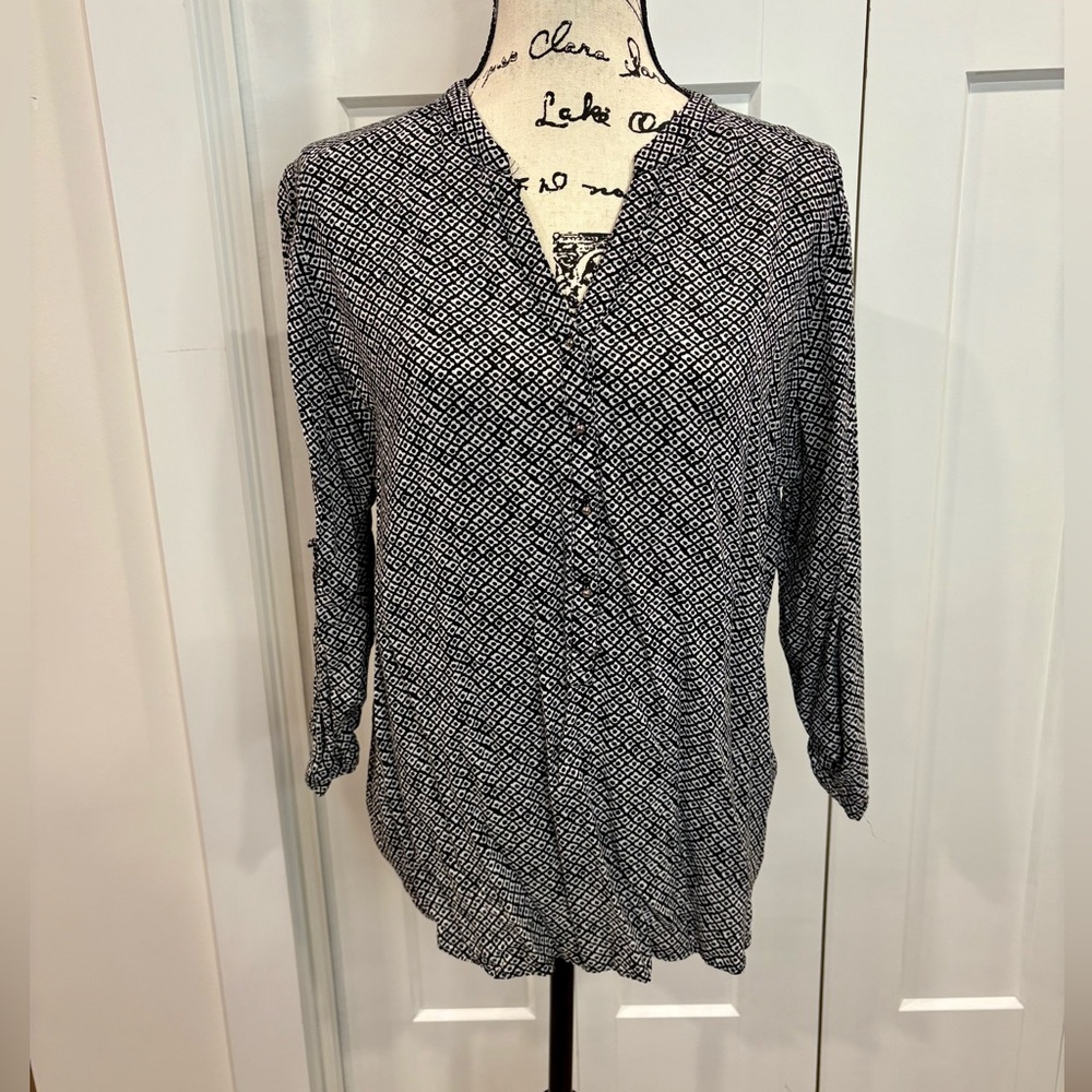 Black and White Monochrome Geometric Blouse LARGE